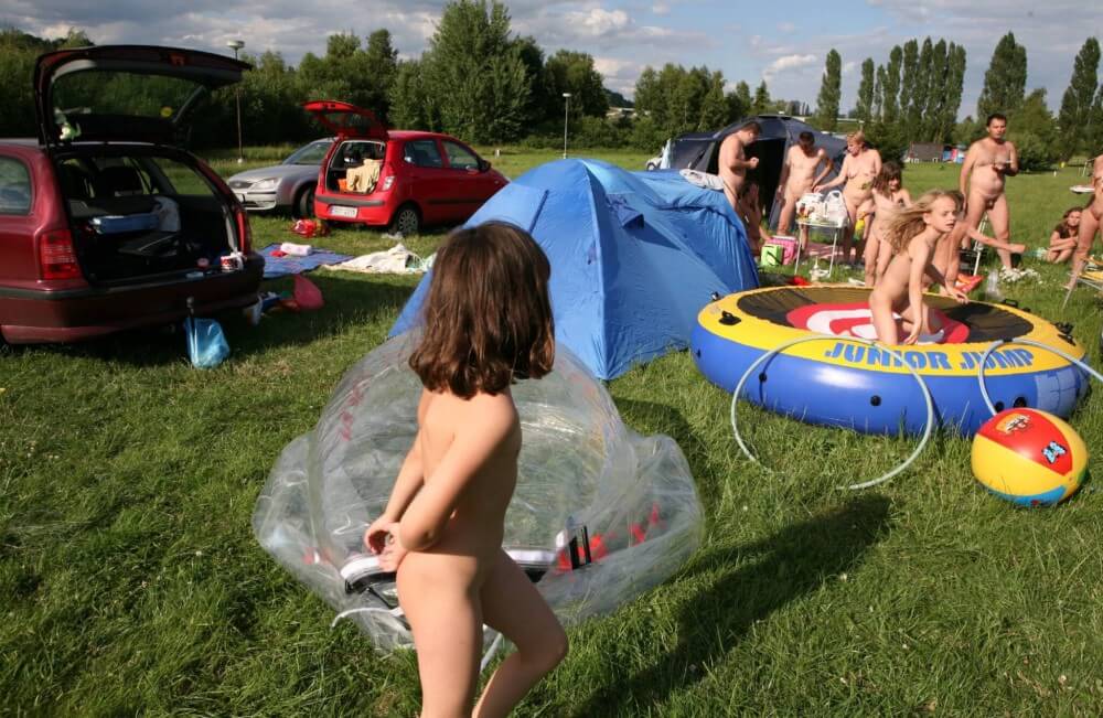 FKK Camp Day Two big gallery - Nudism helps you get rid of insecurities and clothes