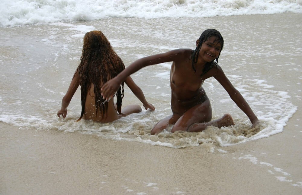 Brazilian Sand Playground pics - Freedom and harmony in nudism