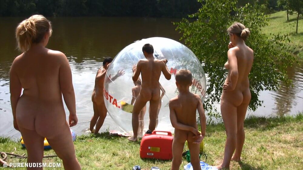 Aqua Nude Relaxation Full HD - The practice of naturism fosters an atmosphere of trust and respect