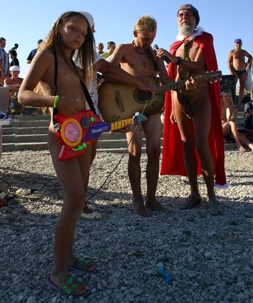 Naturist Beach Contests photos - People in a State of Complete Nudity