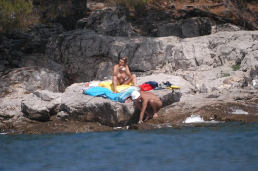 Croatian Rock-Front Coast pics - A naturist strives for inner harmony and emotional balance