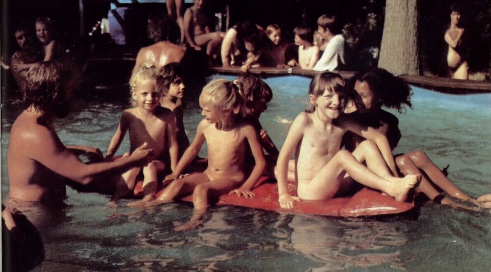 Jung und Frei Nr 1 - What the concept of naturist recreation entails and its benefits