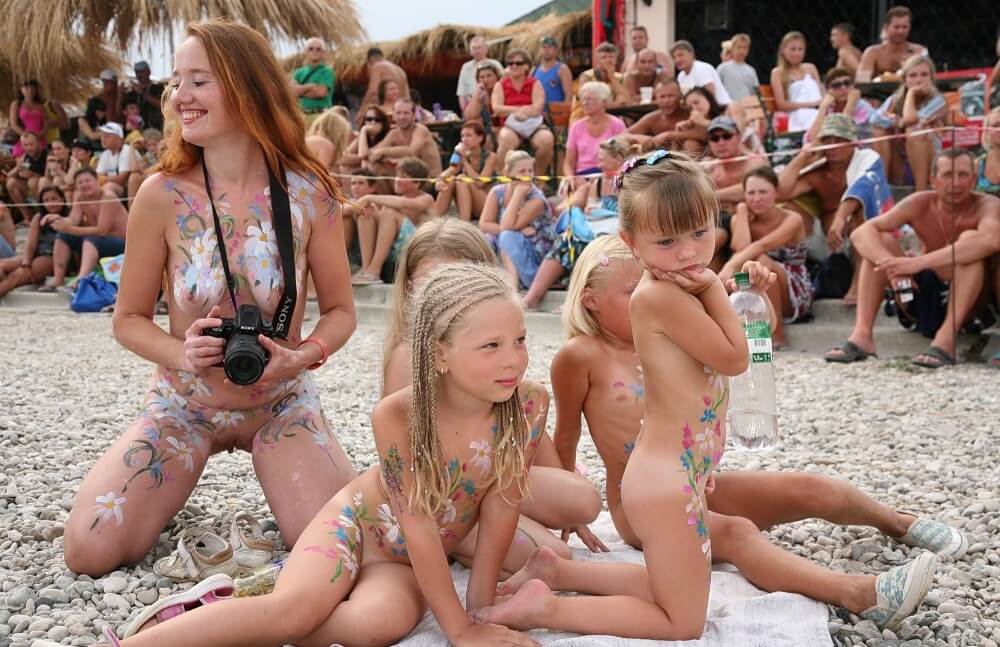 Warm Sand Relaxation photos - Nudism is freedom without limits