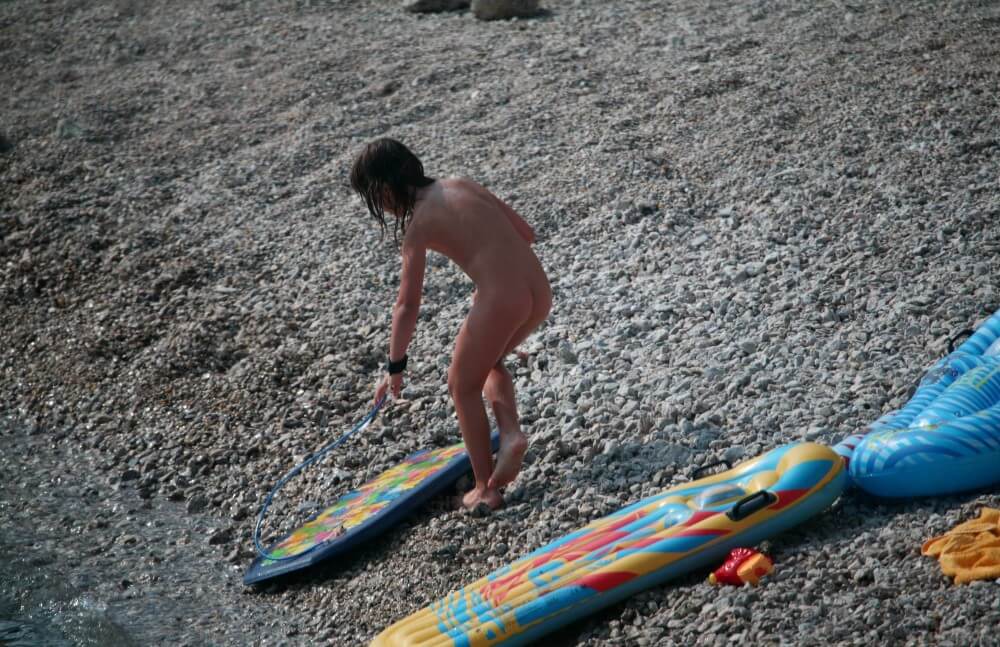 Naturist Surf Board Glides pics - Poor naked people and rich naked people in one place