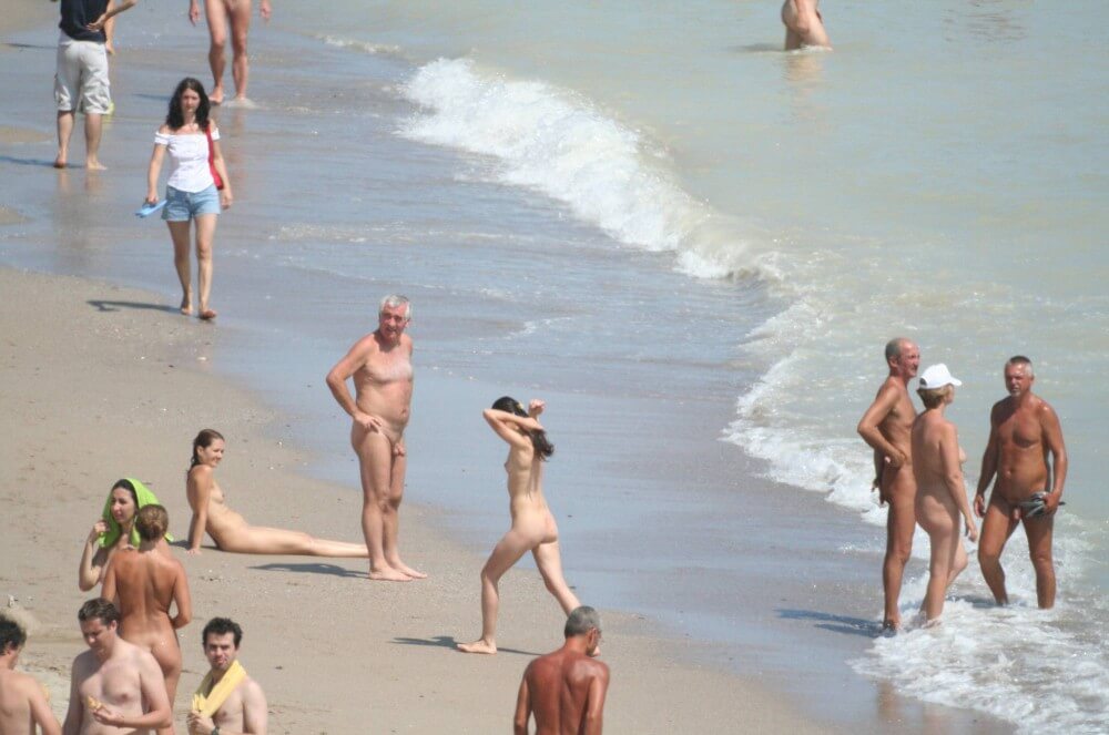 Costinesti Beach Groups pics - Such nudist practices help break down prejudices