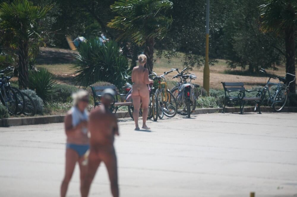 FKK Resort Assortment pics - Living in harmony with nature as the primary goal of the naturist lifestyle