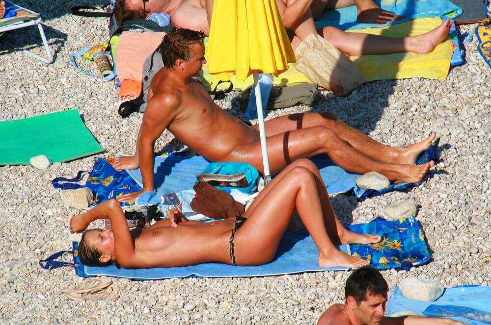 Ula FKK Bikini Couples Day pics - For naturists, nudity is part of natural existence