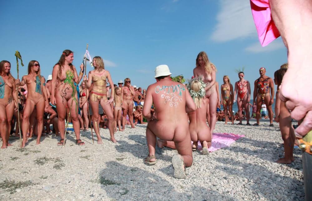 Naturist Boy Sun Warrior pics - Nudity promotes inner harmony and peace of mind