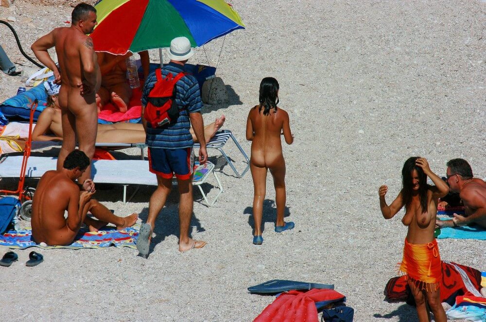 Uka FKK Beach Parenting Nudist beach pics - Through naturism, people seek the opportunity to feel free and in harmony