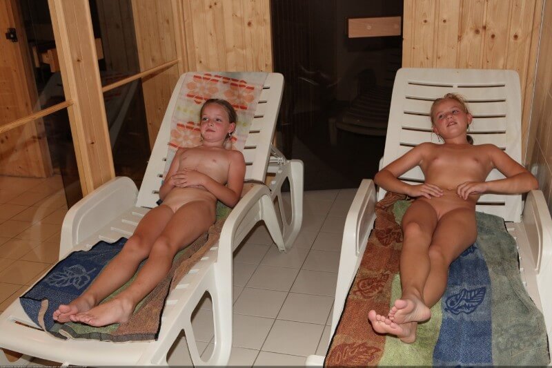 Record center relaxation photos - Nudism helps us accept ourselves and others
