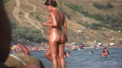 Candid HD Beach adventures Full HD - Naturism is not a cult