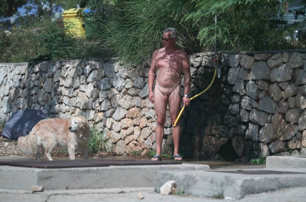 Shower-Wall Bath Parents pics - Nudism helps us accept ourselves and others