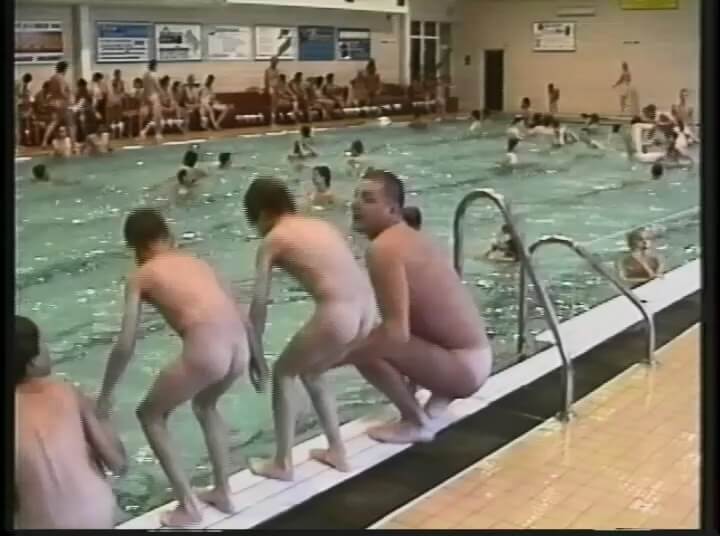 Helios Natura: Splish Splash Bares - Nudists live together in nature and in groups