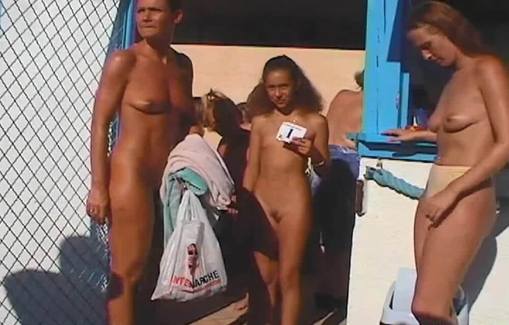 Miss Teen JR. Pageants # 2 video Sunat Natplus HD - Nudism helps you get rid of insecurities and clothes