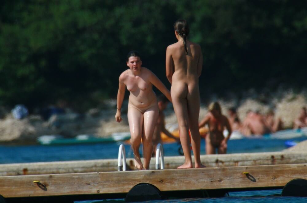 Wooden Island Freedom pics - Naturism and the ecological sustainability of natural recreation areas